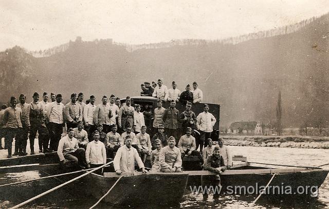 20 - Pontonbruckenbau uber die Maas 2.jpg